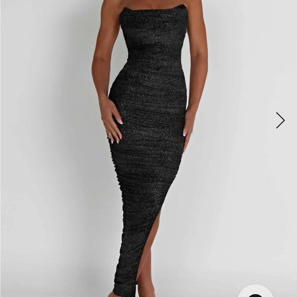 Elegant Black Strapless Dress